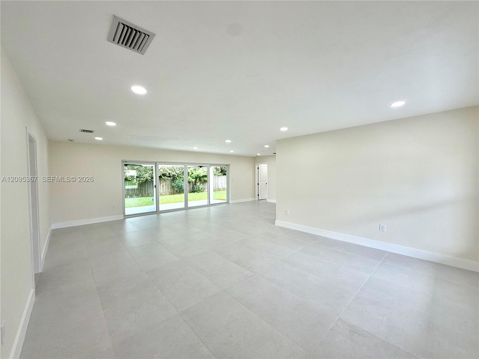 8820 SW 85th St, Miami FL 33173 photo 2