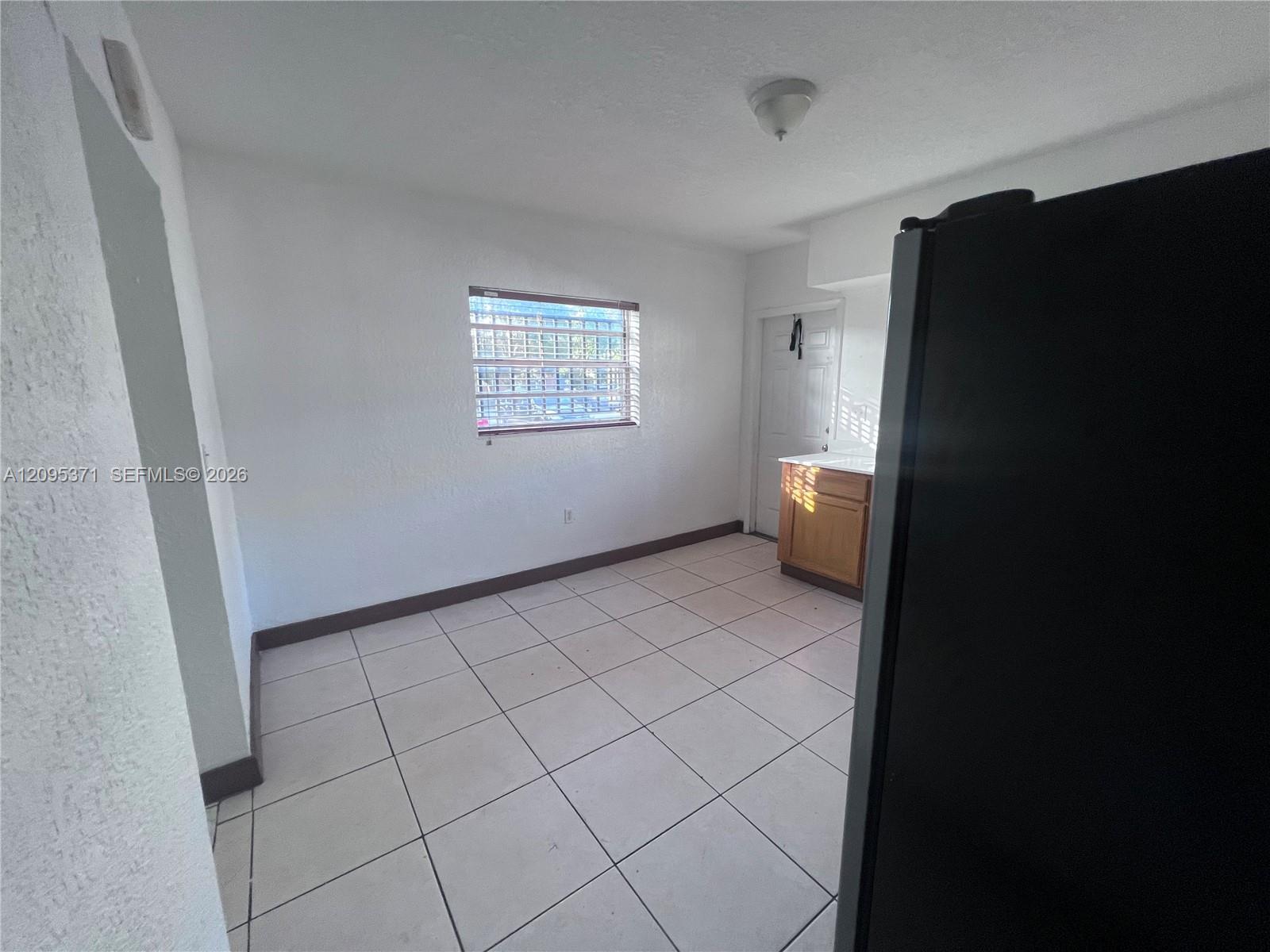 1995 NE 167th St # 1, North Miami Beach FL 33162 photo 4