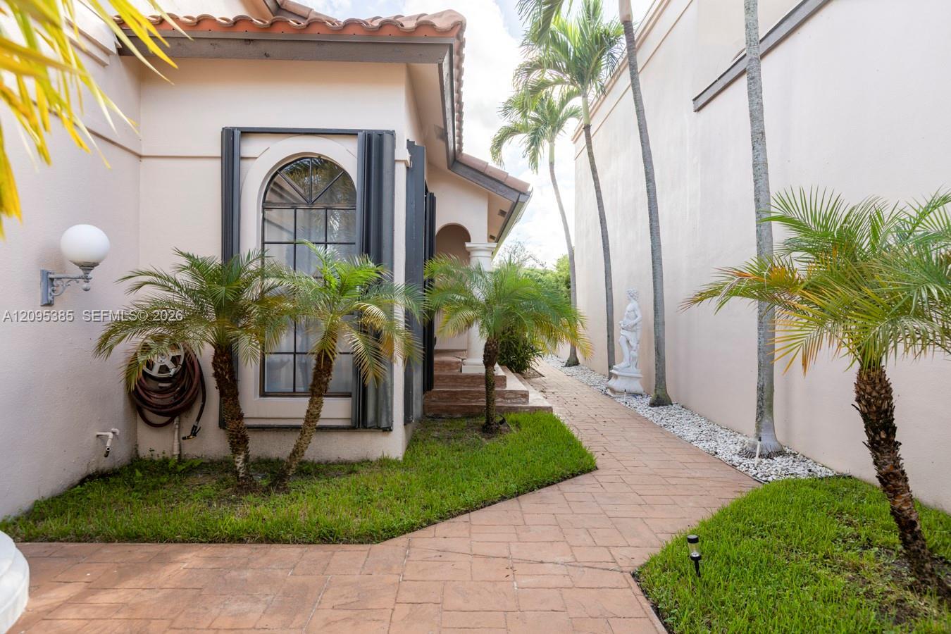 718 Deer Creek Via Verona, Deerfield Beach FL 33442 photo 2