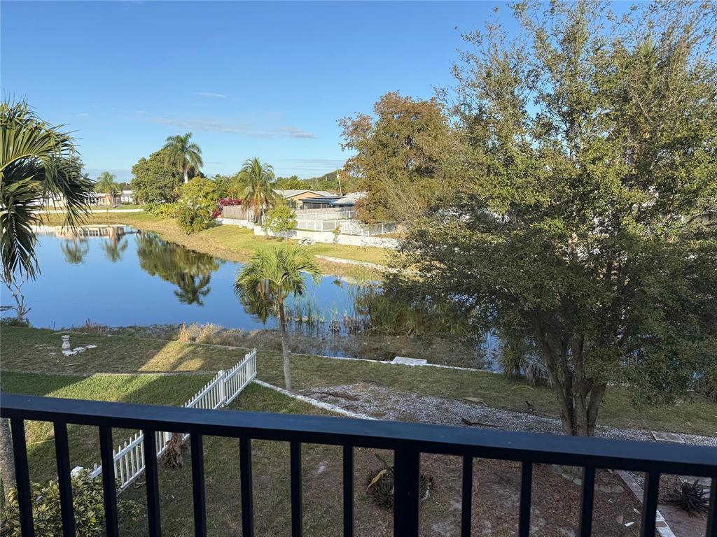 1235 W RIVER Drive # 4, Margate FL 33063