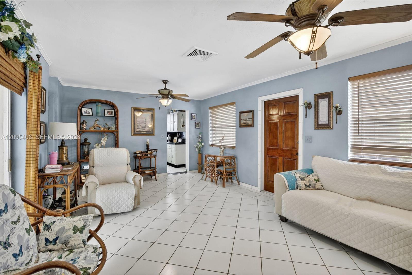 7140 Meade St, Hollywood FL 33024 photo 5