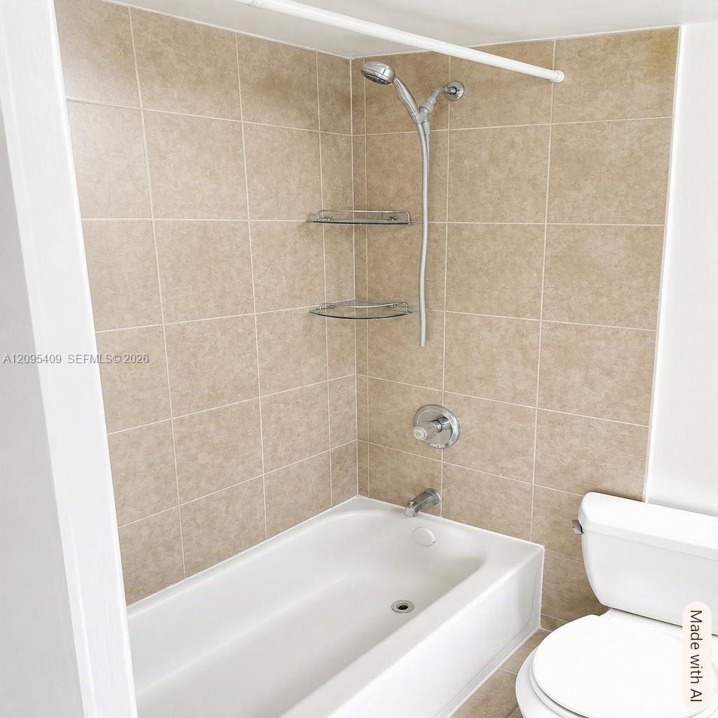 2710 W 60th Pl # 204, Hialeah FL 33016 photo 5