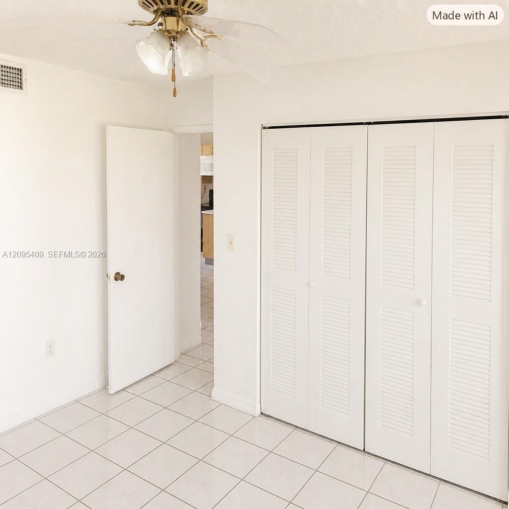 2710 W 60th Pl # 204, Hialeah FL 33016 photo 4