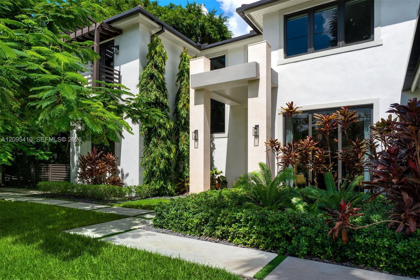 5991 SW 80th St, South Miami FL 33143 photo 2