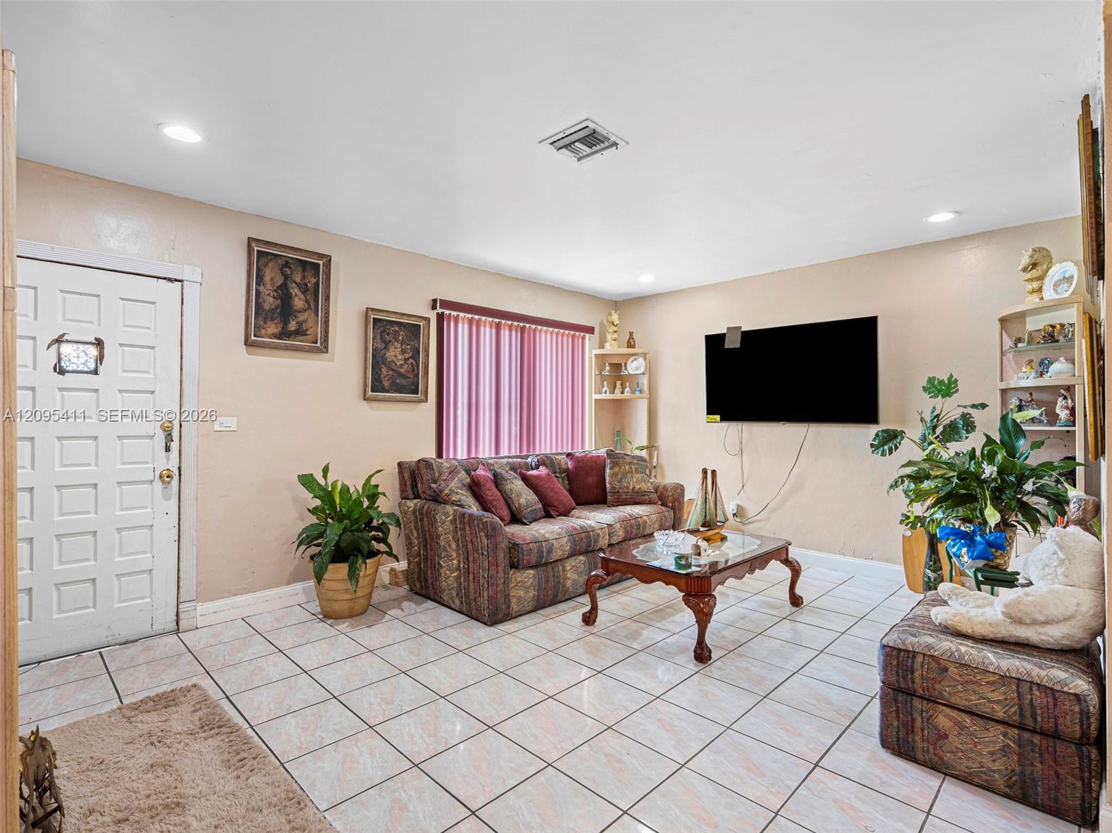 3745 NW 193rd Ter, Miami Gardens FL 33055 photo 5