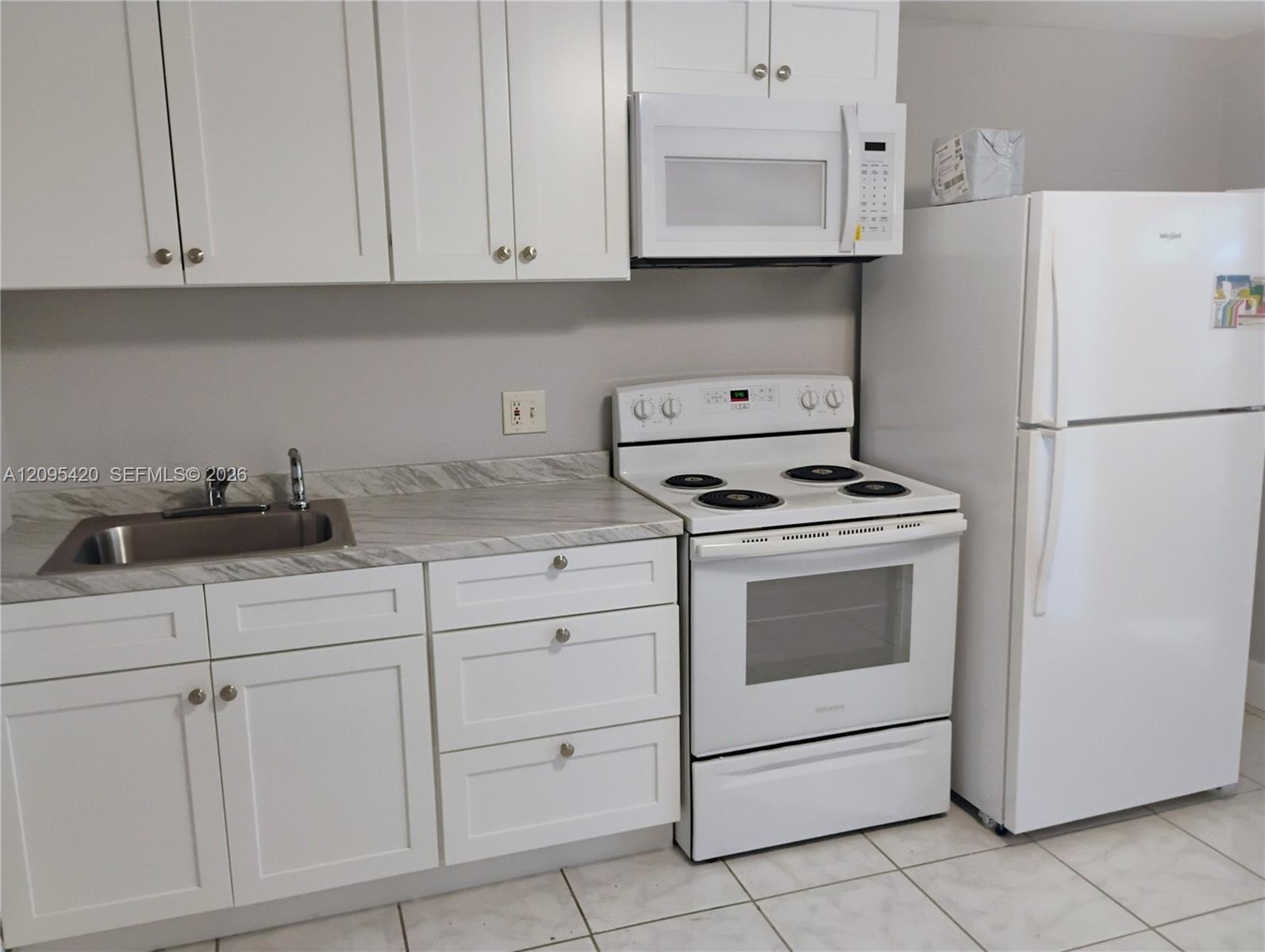 242 SE Park St # 2, Dania Beach FL 33004 photo 5