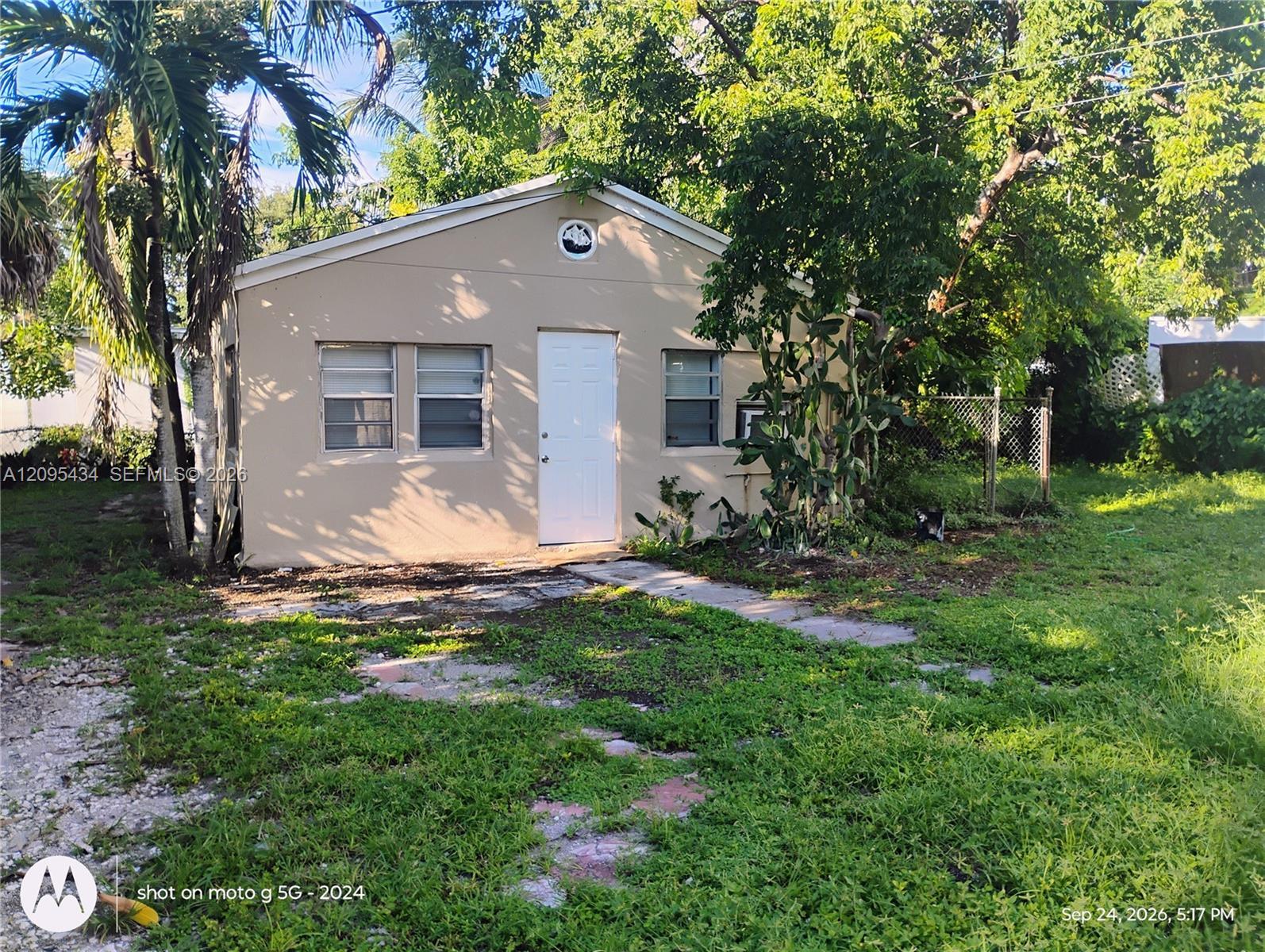 1817 Coolidge St # 2, Hollywood FL 33020 photo 4