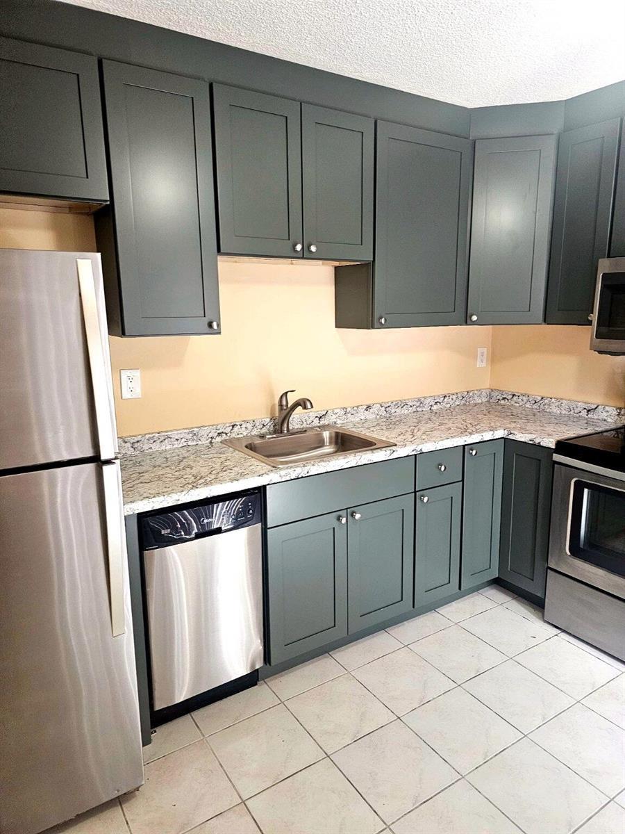 812 NE 2ND Street # 2, Hallandale Beach FL 33009 photo 5