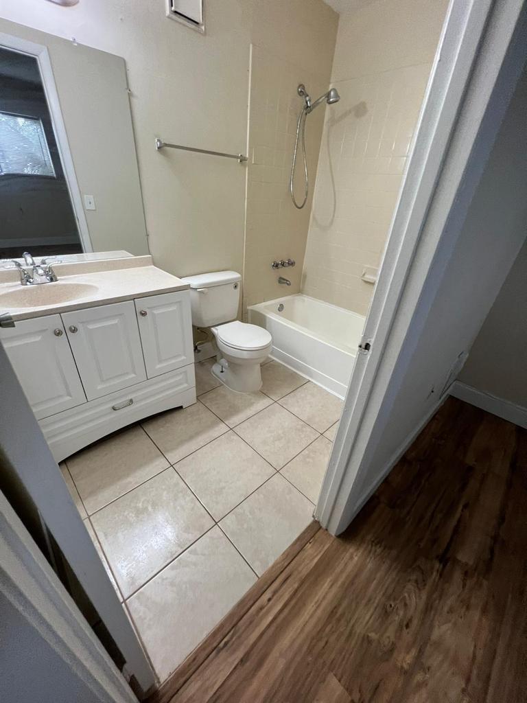 9458 PALM Circle S # 9458, Pembroke Pines FL 33025 photo 5