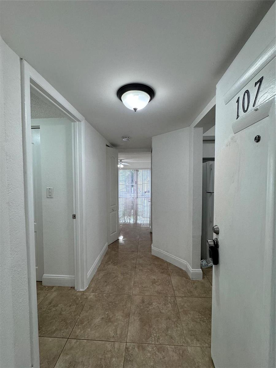 4205 N UNIVERSITY Drive # 107, Sunrise FL 33351 photo 3