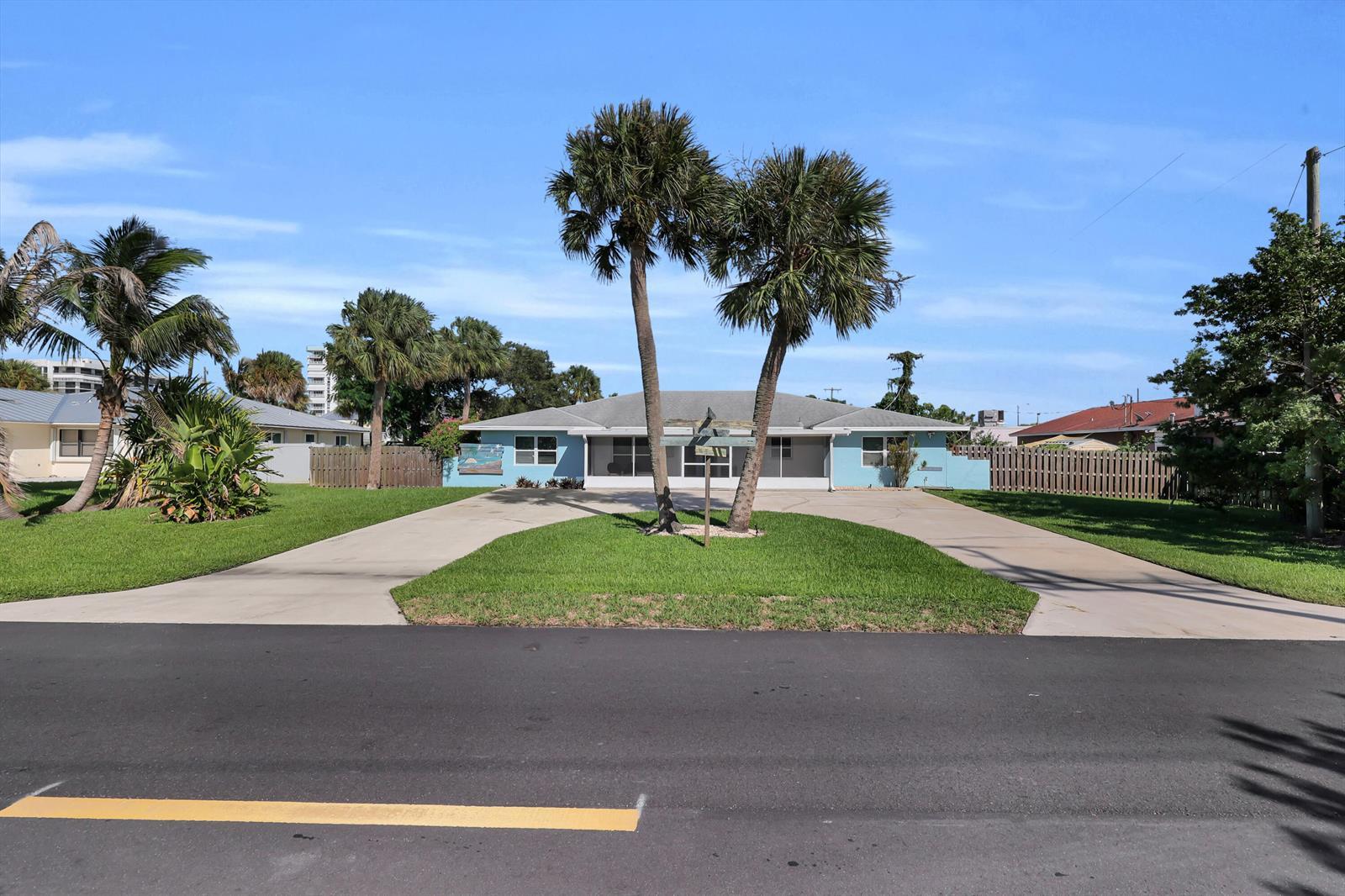 2520 Flotilla Terrace, Fort Pierce FL 34949 photo 2