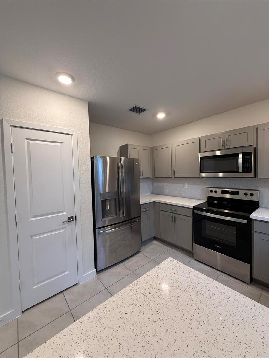 497 NE 4th Street, Florida City FL 33034 photo 4