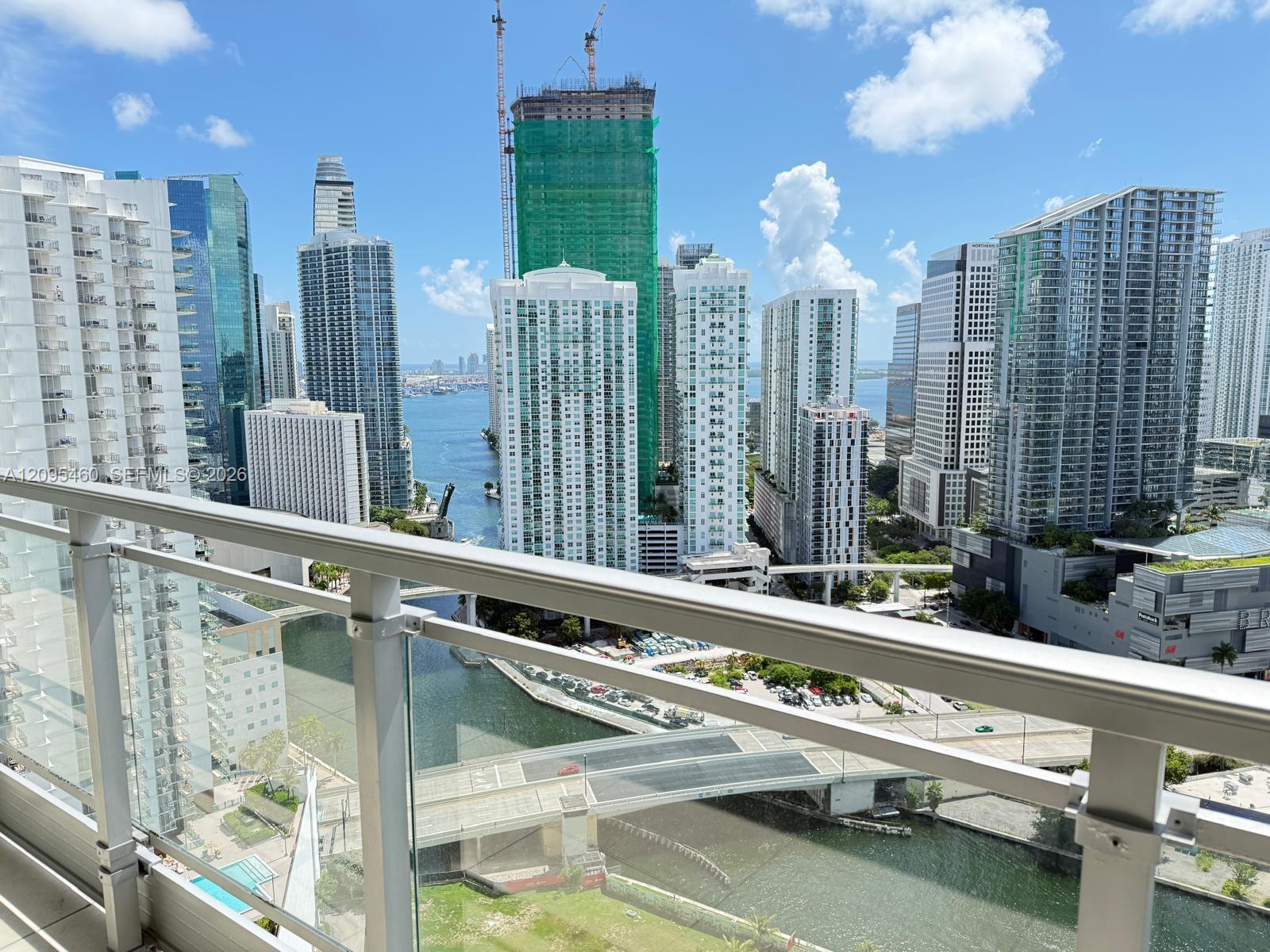 90 SW 3rd St # 3510, Miami FL 33130 photo 2