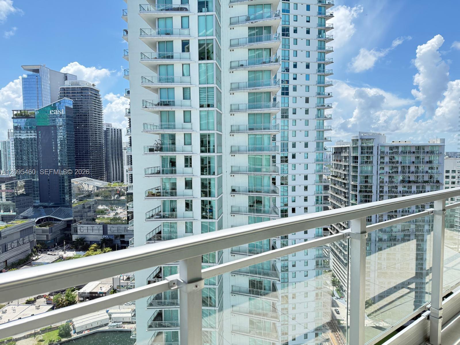 90 SW 3rd St # 3510, Miami FL 33130 photo 3