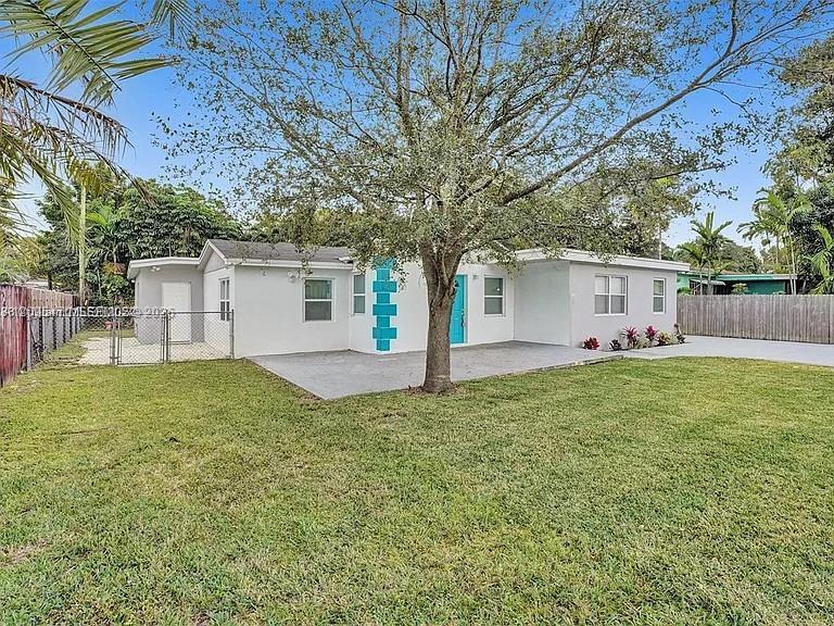 760 NE 152nd St # 0, Miami FL 33162 photo 3
