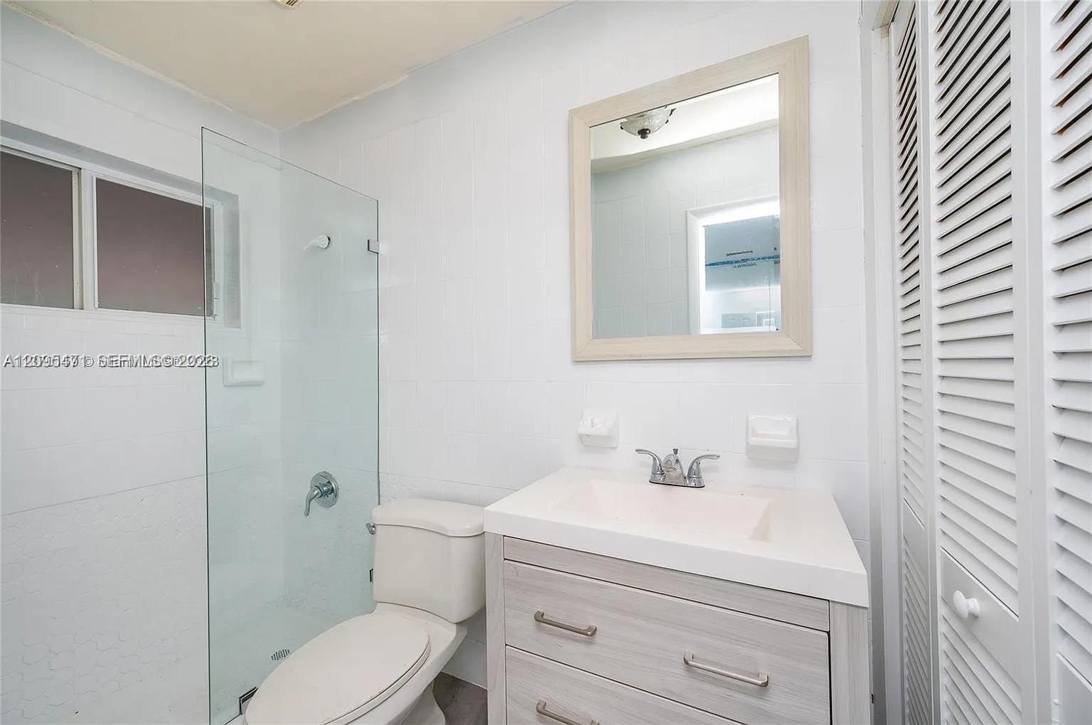 11950 SW 182nd Ter, Miami FL 33177 photo 2