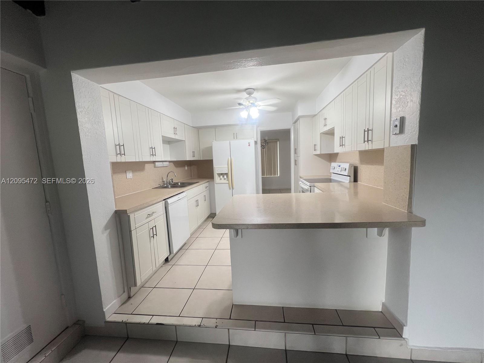 6531 W 8th Ave, Hialeah FL 33012 photo 3