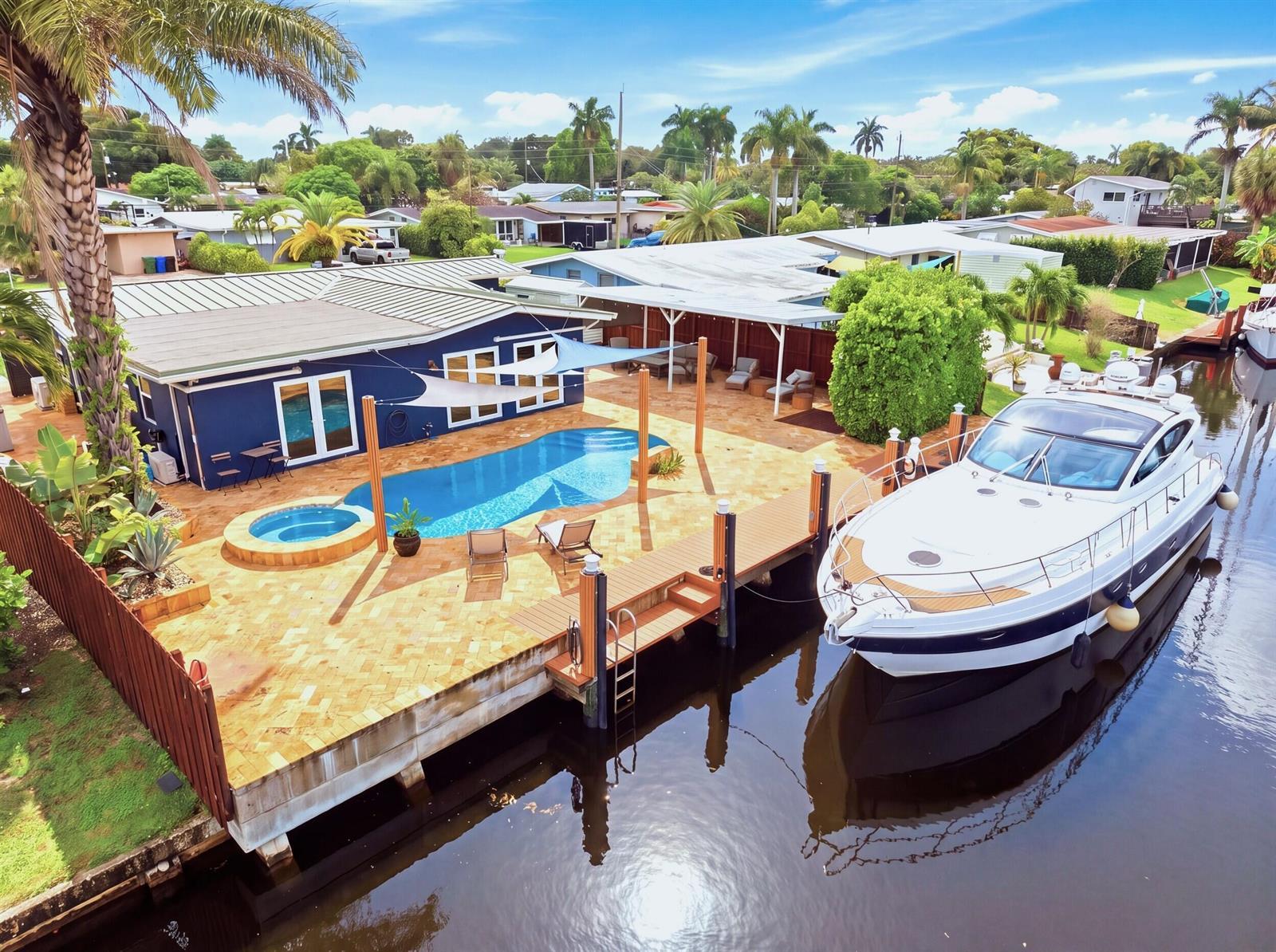 2496 BIMINI Lane, Fort Lauderdale FL 33312 photo 2