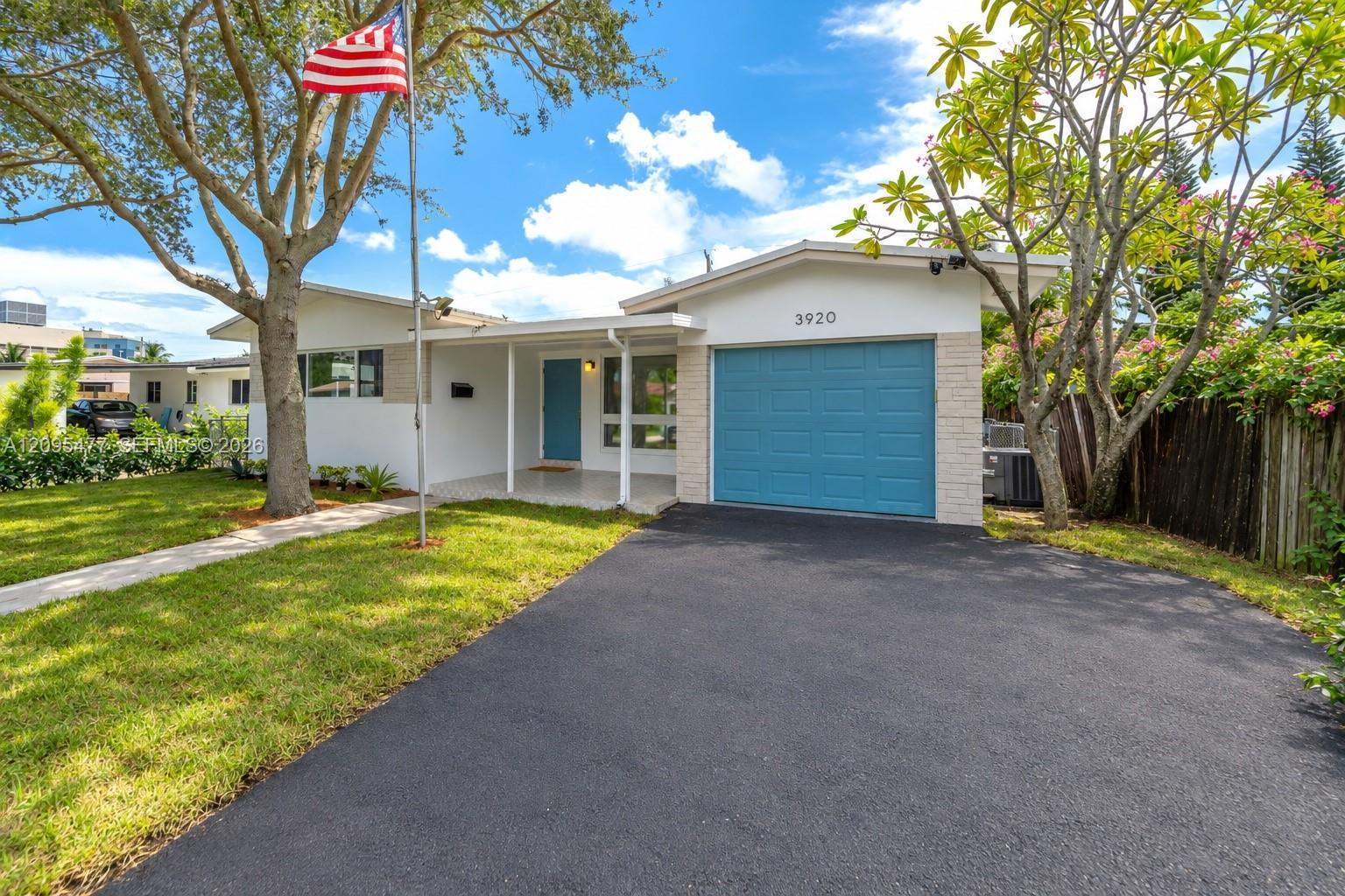 3920 Hayes St, Hollywood FL 33021 photo 2