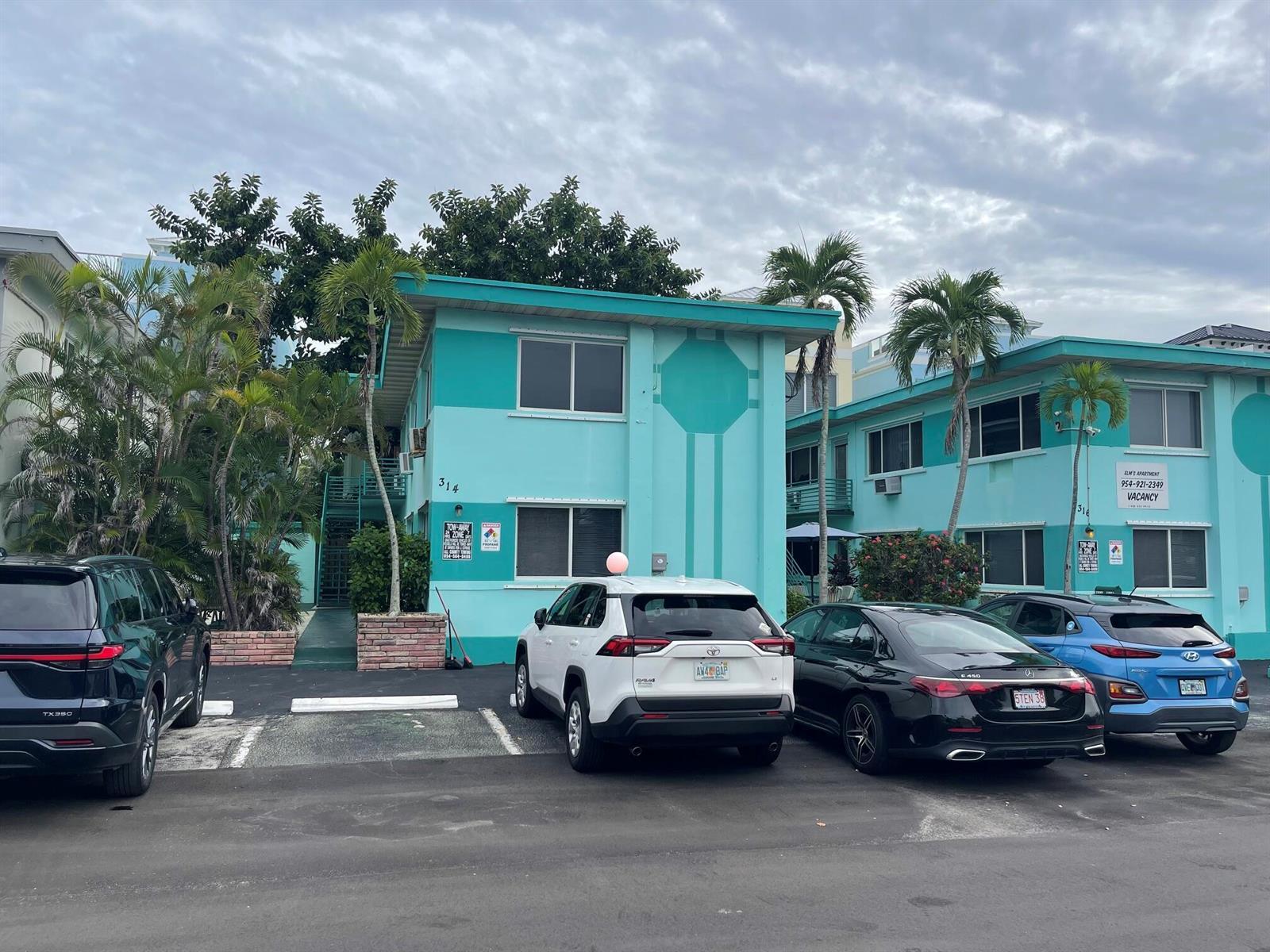 314 Elm Street # 3, Hollywood FL 33019 photo 2