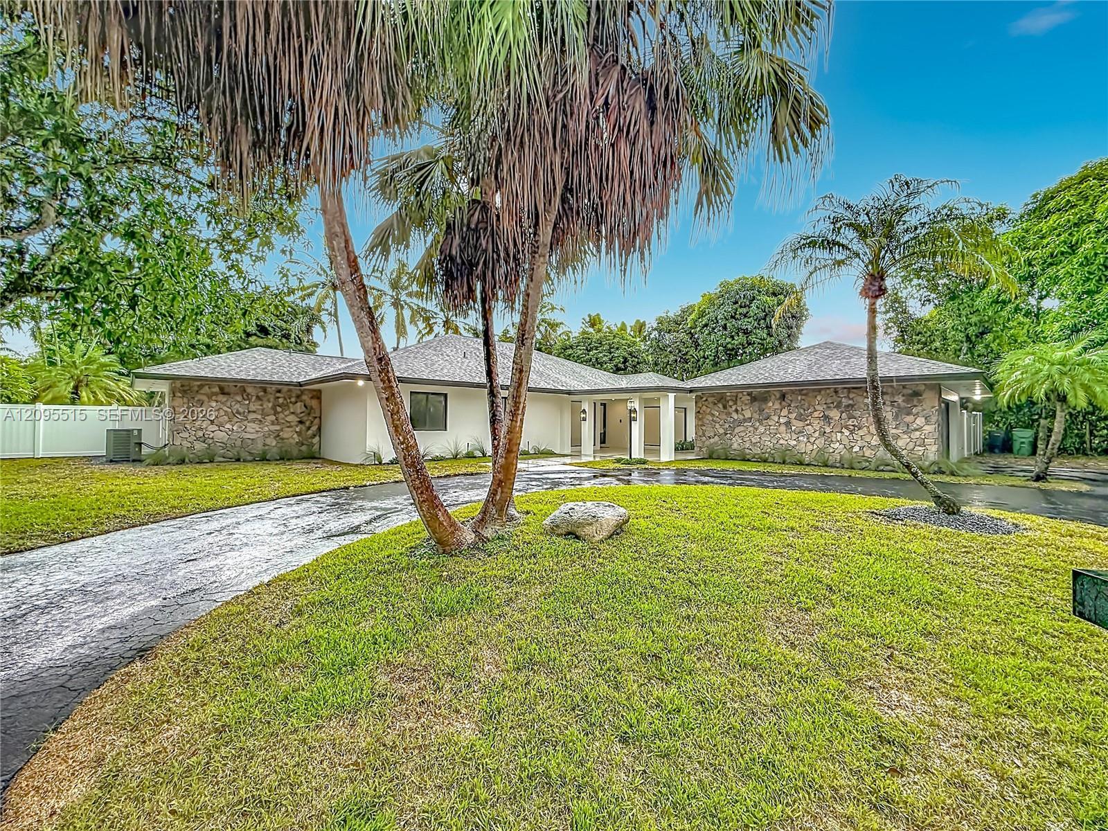 15804 SW 82nd Ct, Palmetto Bay FL 33157 photo 2