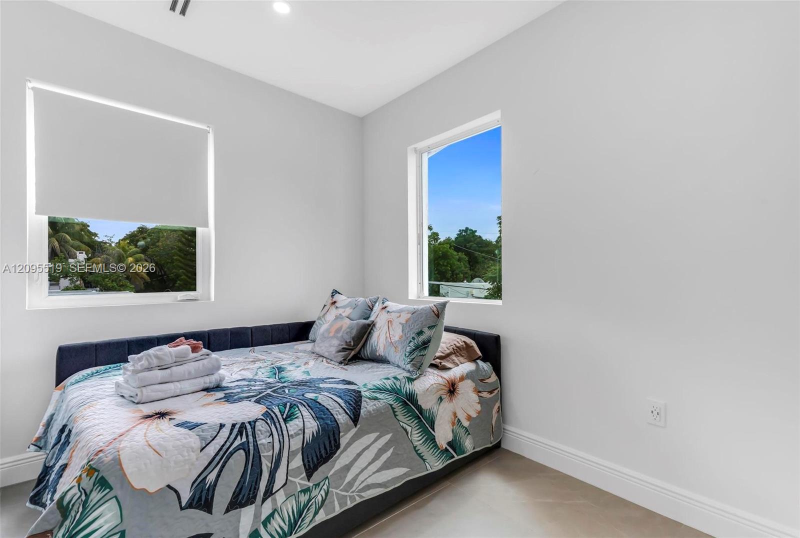 1636 SW 9th St, Miami FL 33135 photo 3