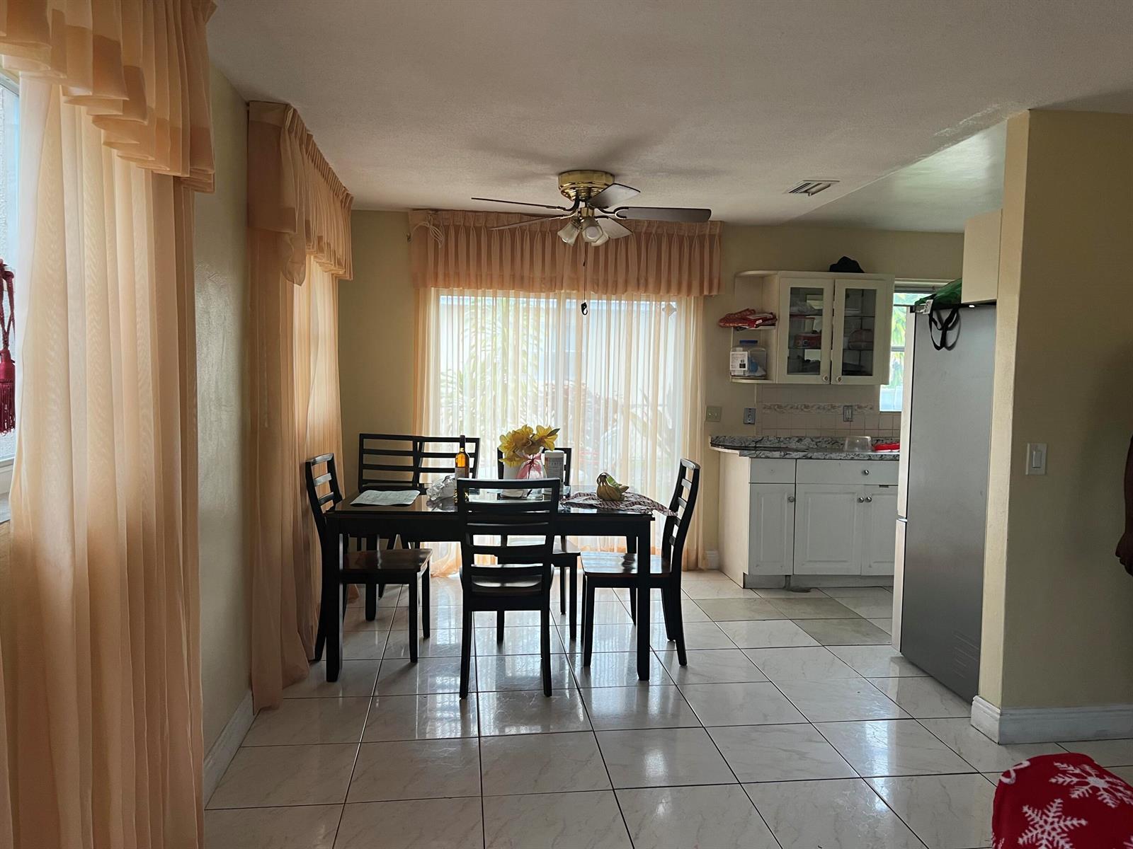 509 SW 10TH Street, Delray Beach FL 33444 photo 4