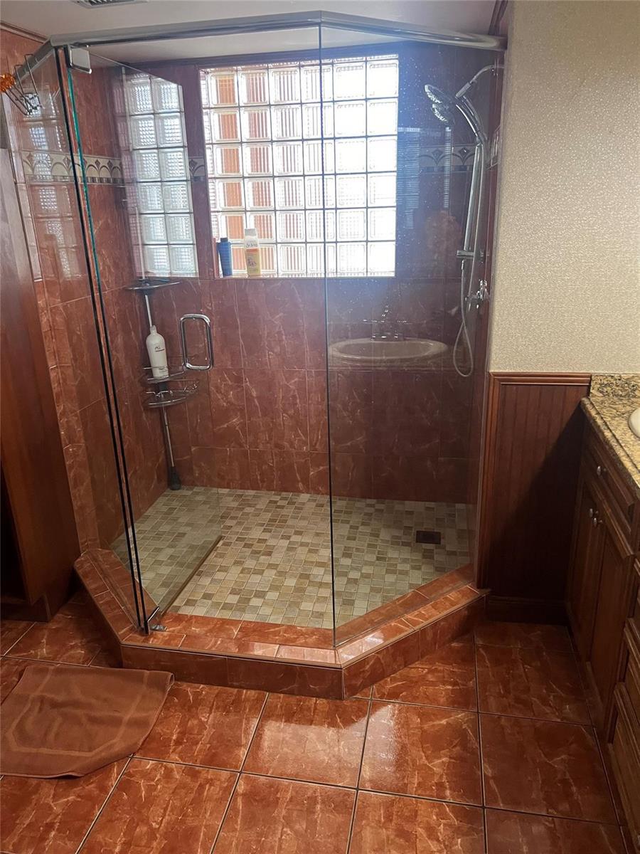 3300 N OCEAN Drive # 2B, Hollywood FL 33019 photo 3