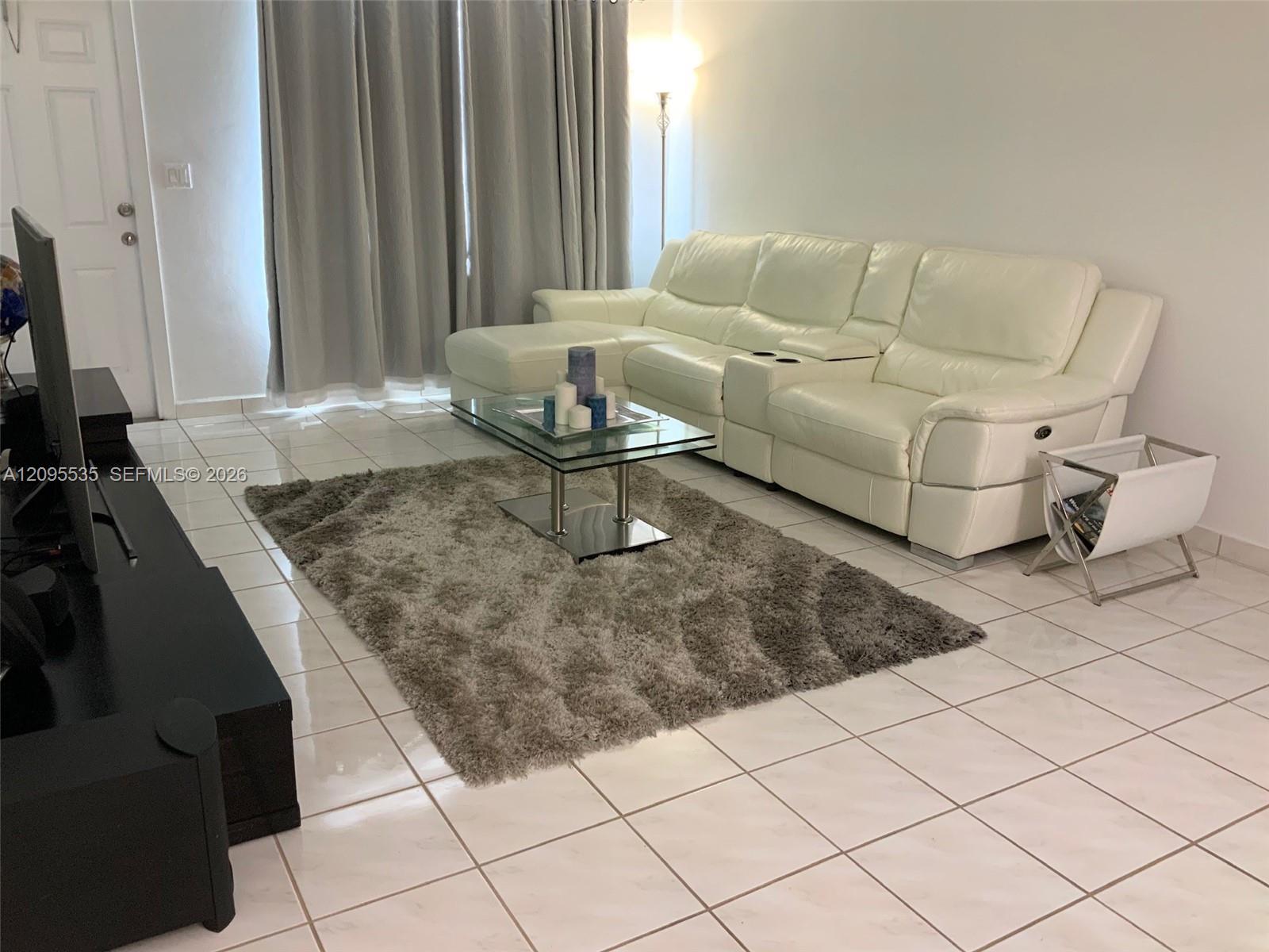1130 11th St # 3E, Miami Beach FL 33139