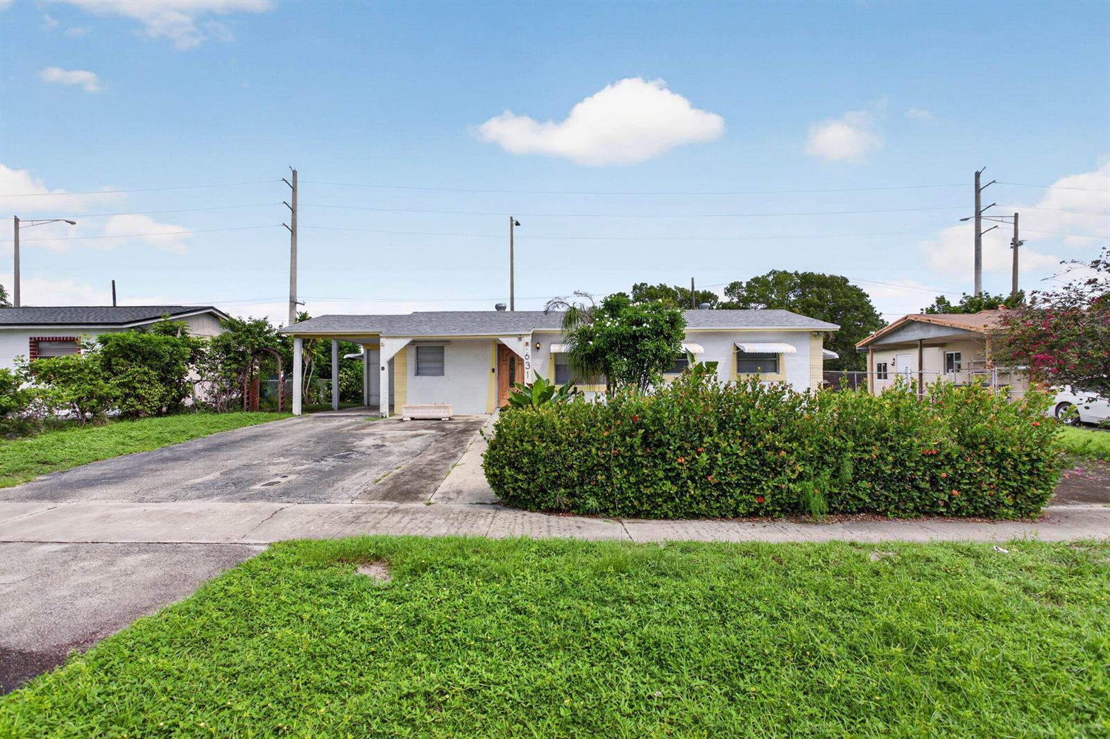 631 SW 10TH Court, Deerfield Beach FL 33441