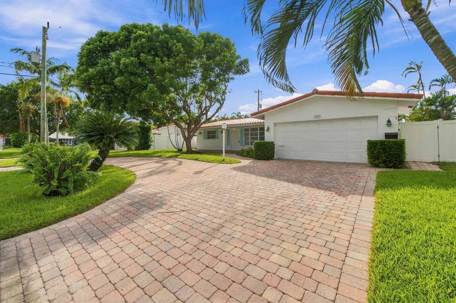 5711 NE 19TH Terrace, Fort Lauderdale FL 33308