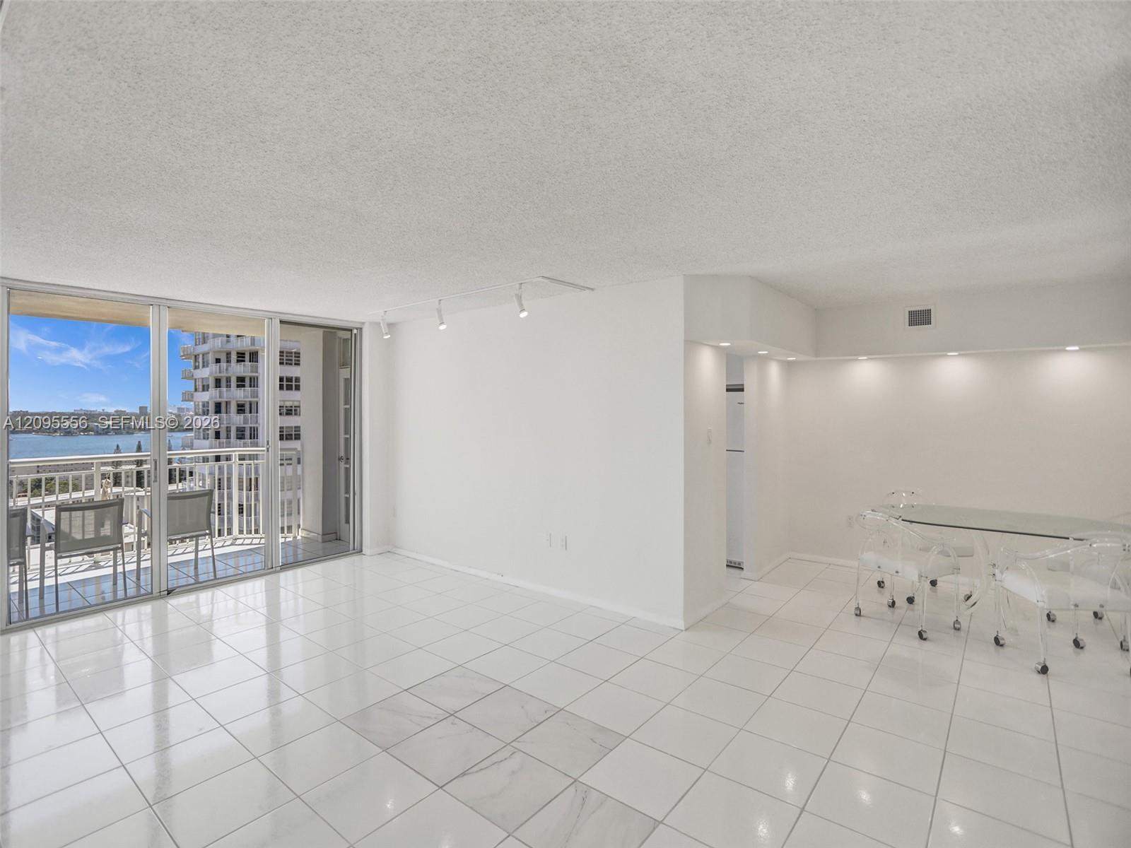 18071 BISCAYNE BLVD # 1701, Aventura FL 33160 photo 4