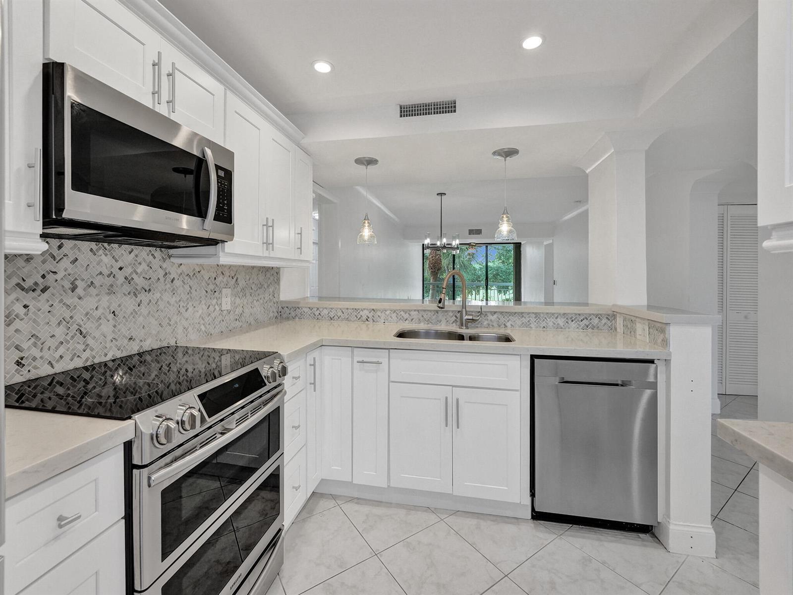 6169 BALBOA Circle # 306, Boca Raton FL 33433 photo 5