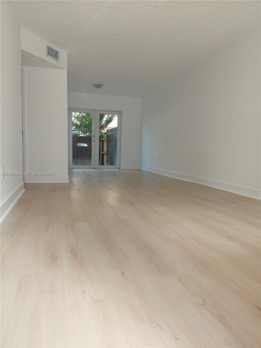 5441 W 24th Ave # 11, Hialeah FL 33016 photo 2