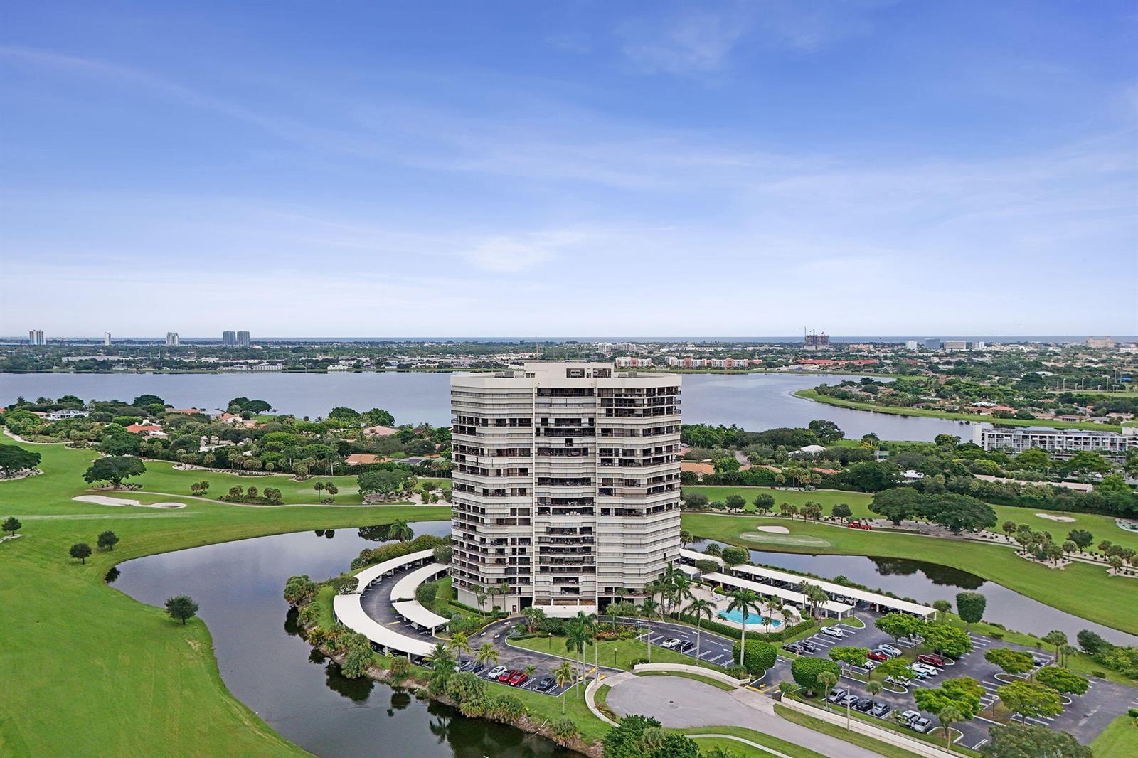 1900 CONSULATE Place # 604, West Palm Beach FL 33401 photo 2