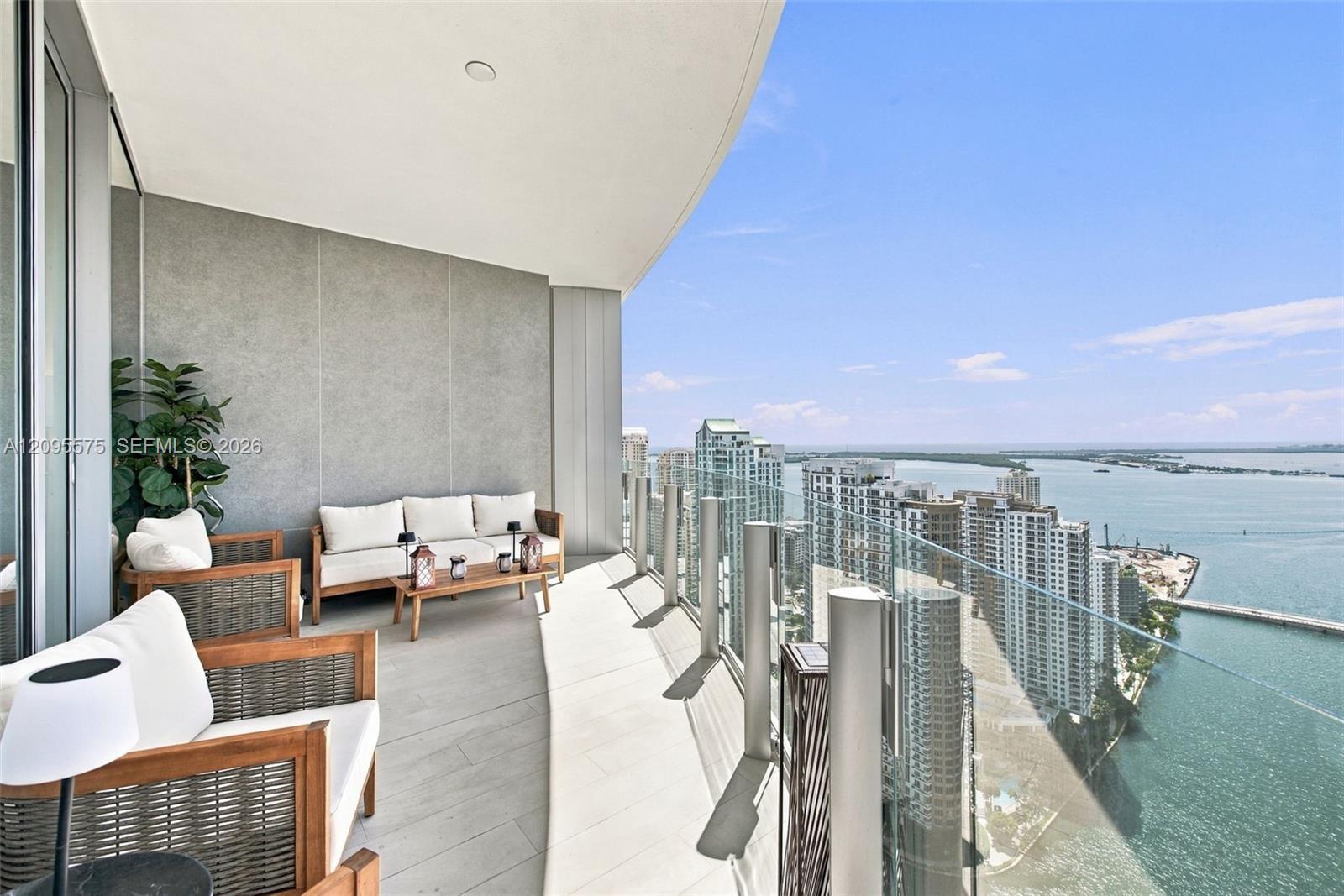 300 Biscayne Boulevard Way # 4007W, Miami FL 33131 photo 3