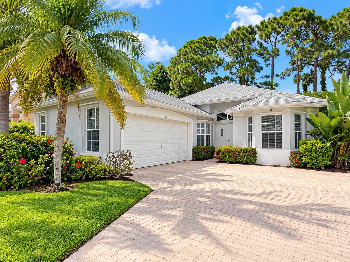 139 SARATOGA Boulevard E, Royal Palm Beach FL 33411 photo 2