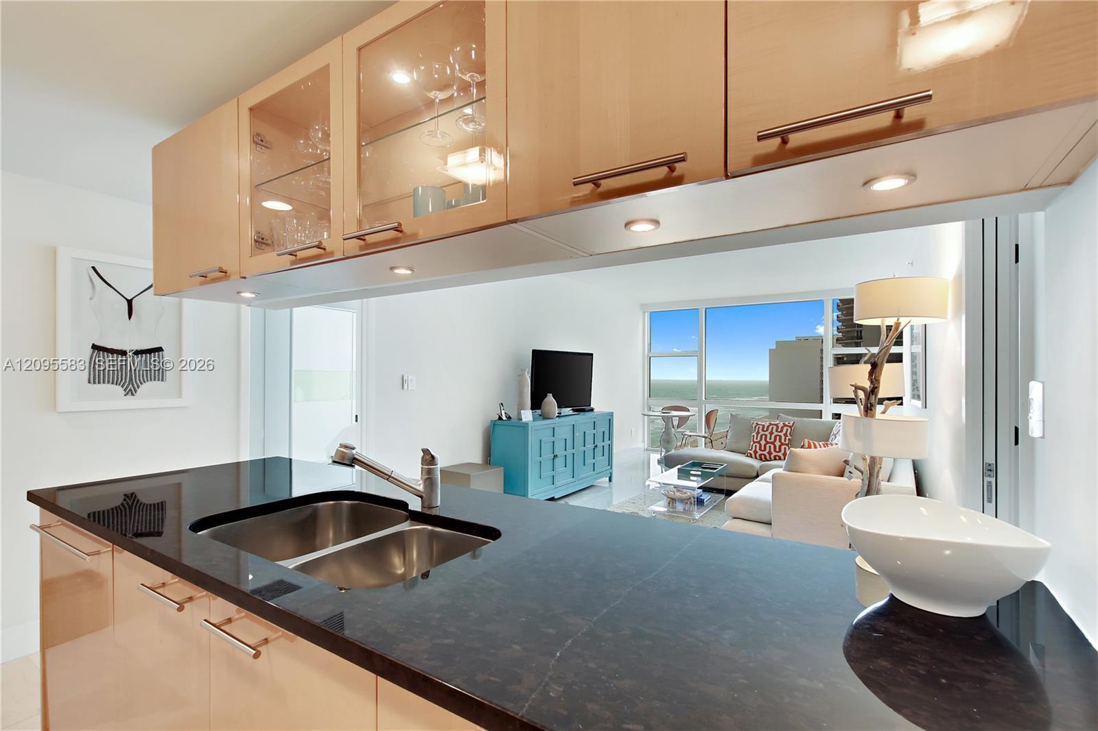 6801 Collins Ave # 1112, Miami Beach FL 33141 photo 5