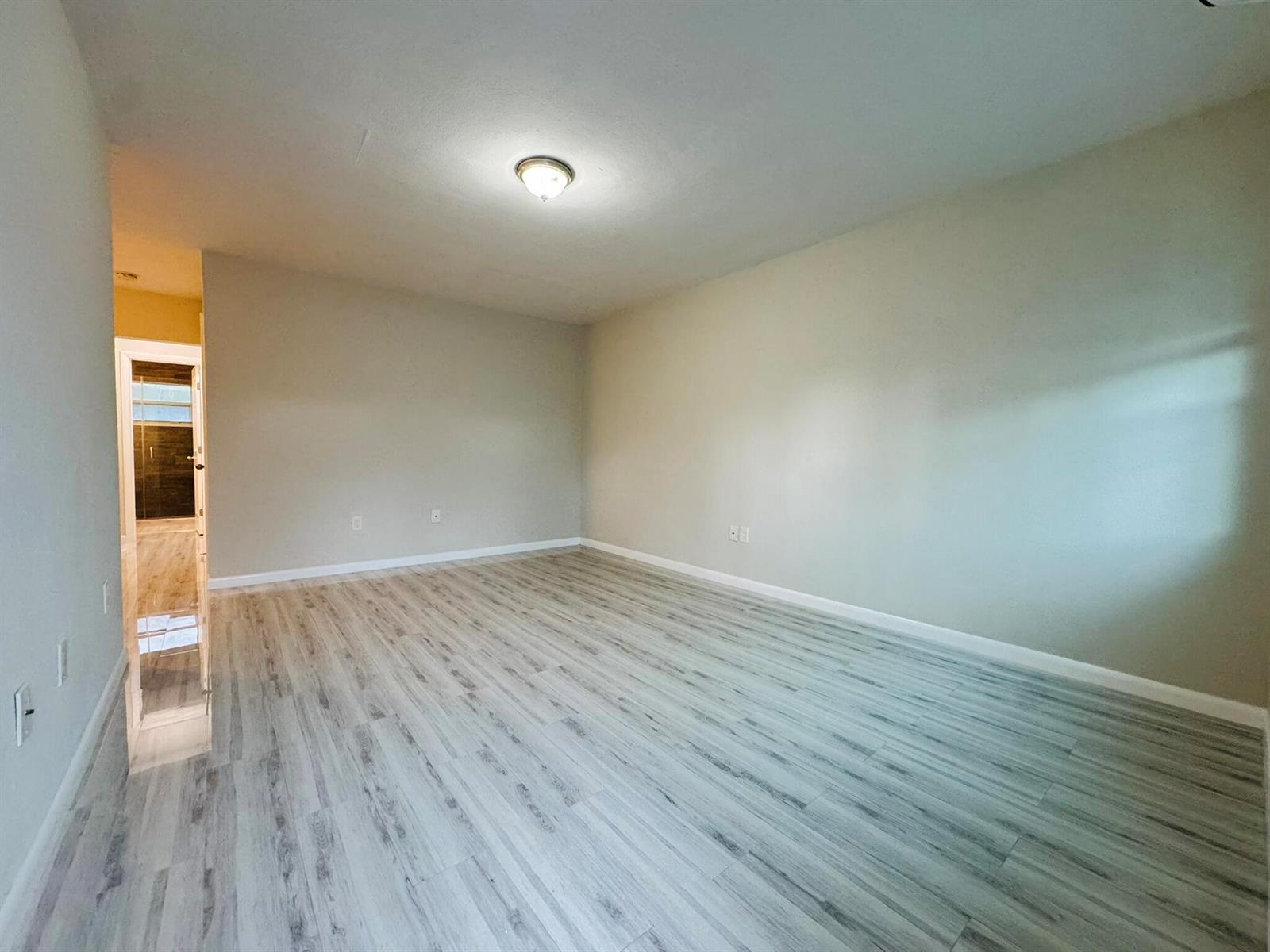 935 8TH Street # 18, Miami Beach FL 33139 photo 2