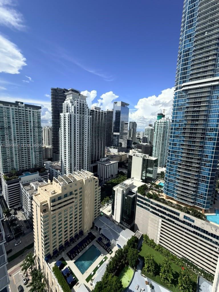 1200 Brickell Bay Dr # 4220, Miami FL 33131