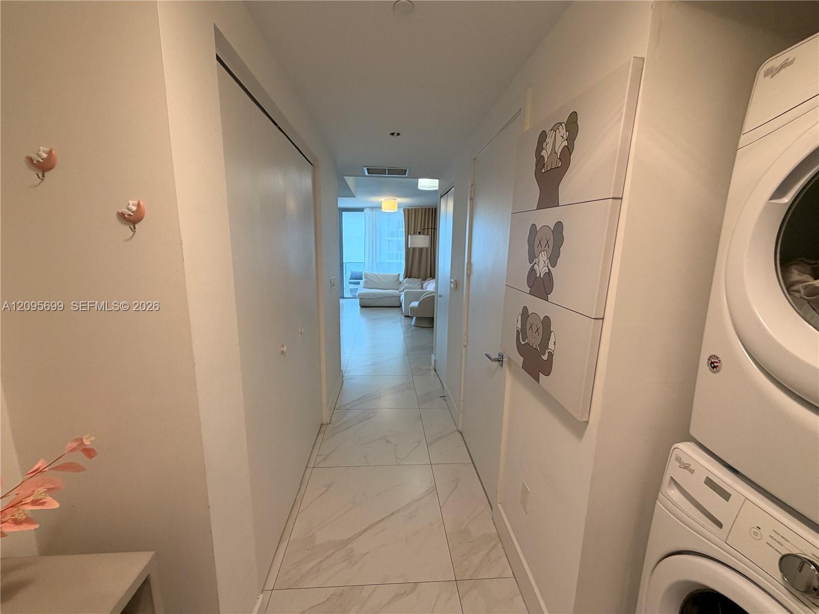 488 NE 18th St # 2205, Miami FL 33132 photo 2