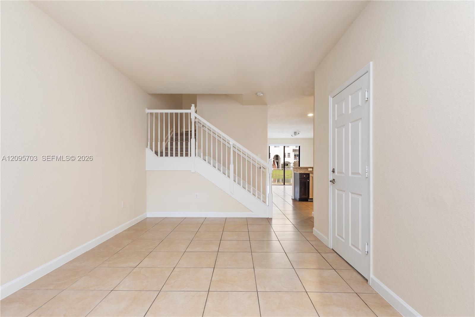 8965 NW 98th Ave, Doral FL 33178 photo 3
