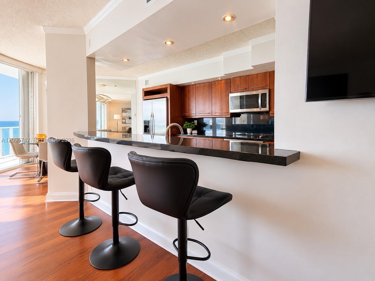 16485 Collins Ave # 2032, Sunny Isles Beach FL 33160 photo 4