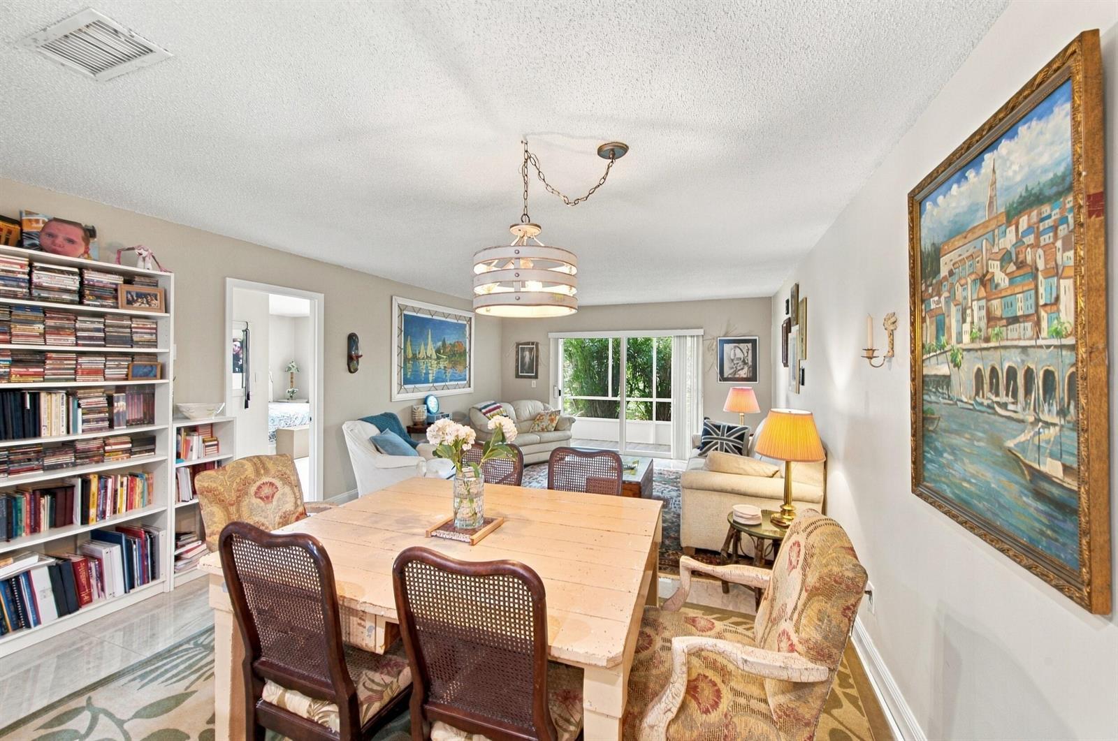 193 Lake Evelyn Drive, West Palm Beach FL 33411 photo 4