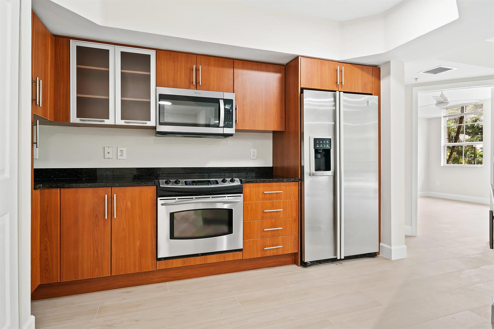 600 S Dixie Highway # 636, West Palm Beach FL 33401 photo 5