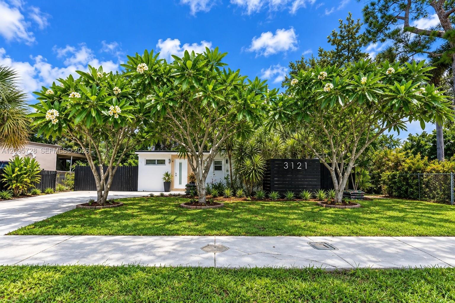 3121 SW 15th Ct, Fort Lauderdale FL 33312 photo 2