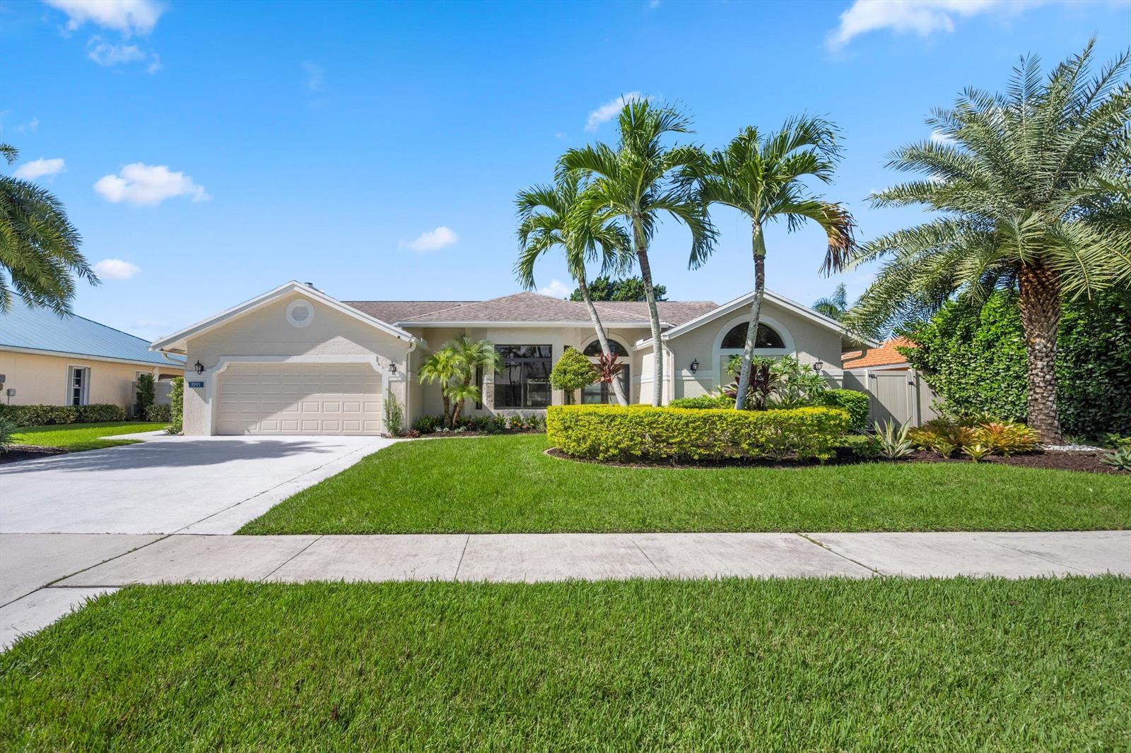 1991 Lynton Circle, Wellington FL 33414 photo 2