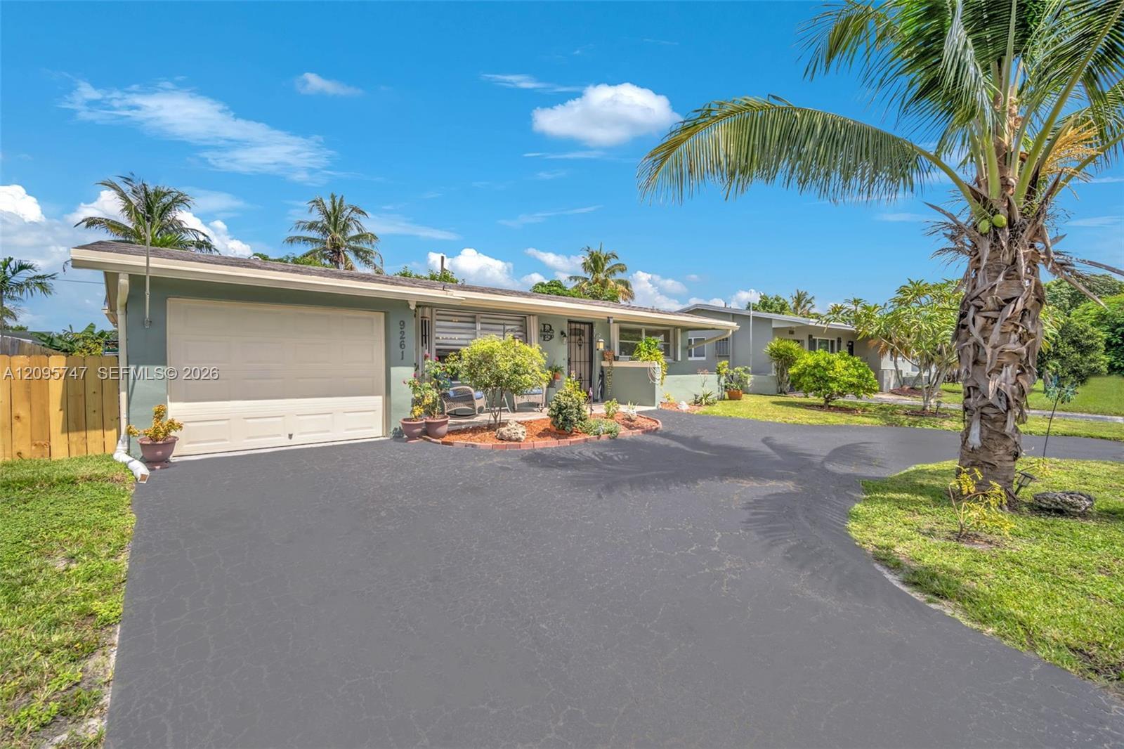 9261 NW 24th Pl, Sunrise FL 33322 photo 2