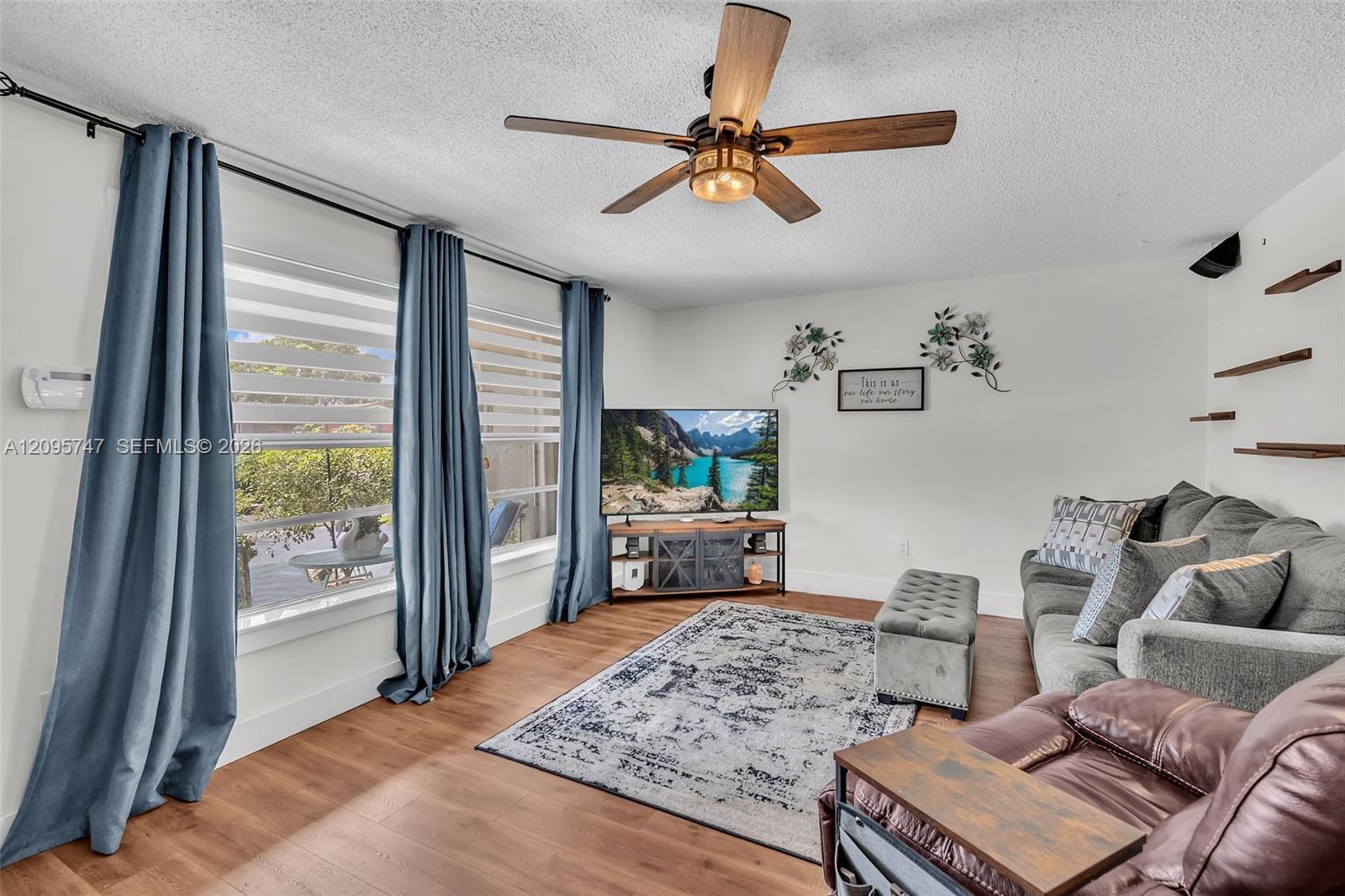 9261 NW 24th Pl, Sunrise FL 33322 photo 4