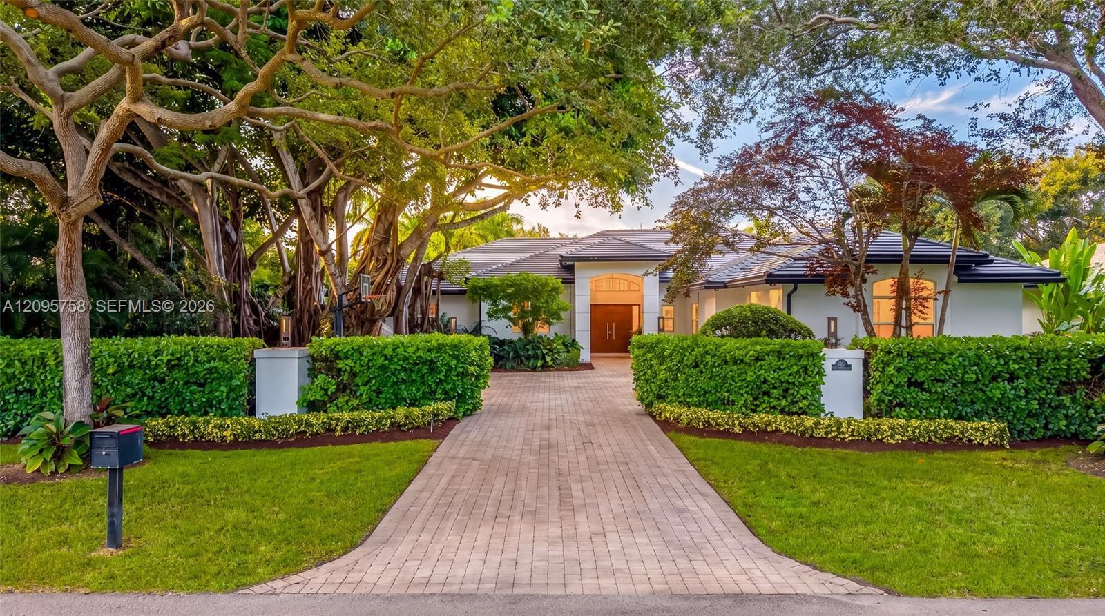 6951 SW 94 st, Miami FL 33156